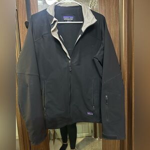 Patagonia women’s L guide jacket